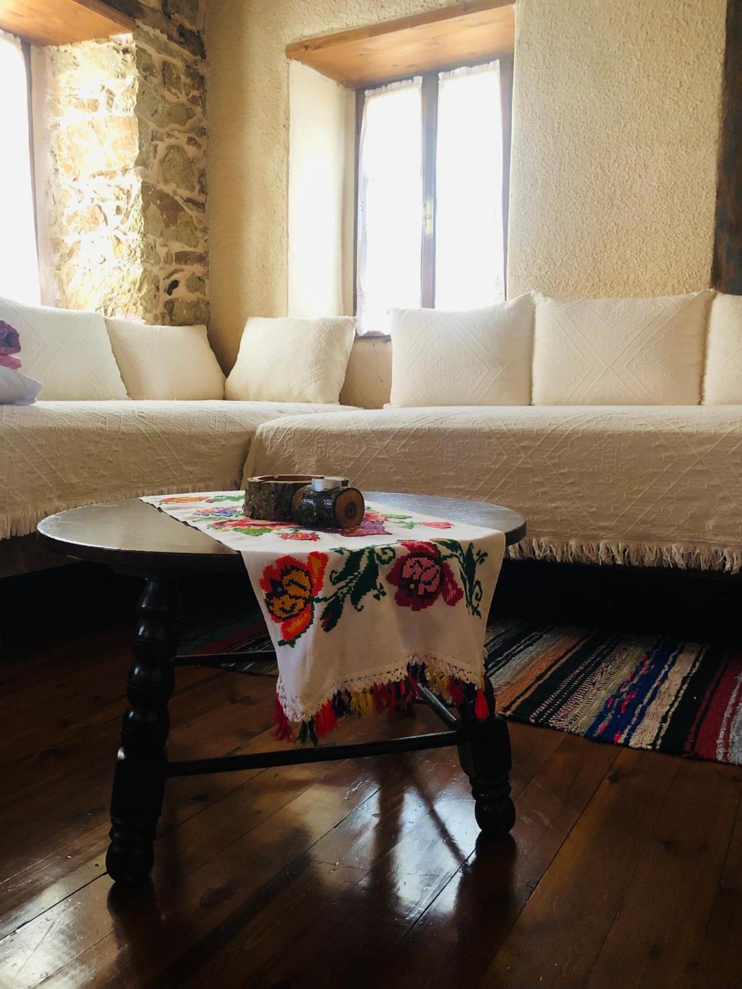 Χαγιάτι Hotel Psarades Eksteriør billede